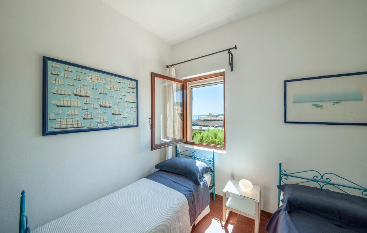 Villa Ginepri Стинтино Экстерьер фото